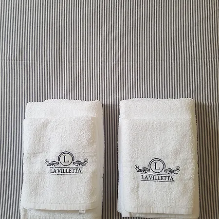 Acomodação com café da manhã  Lavilletta 4*